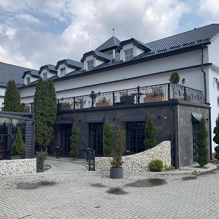 Hotel Kameleon Tarnobrzeg Exterior photo